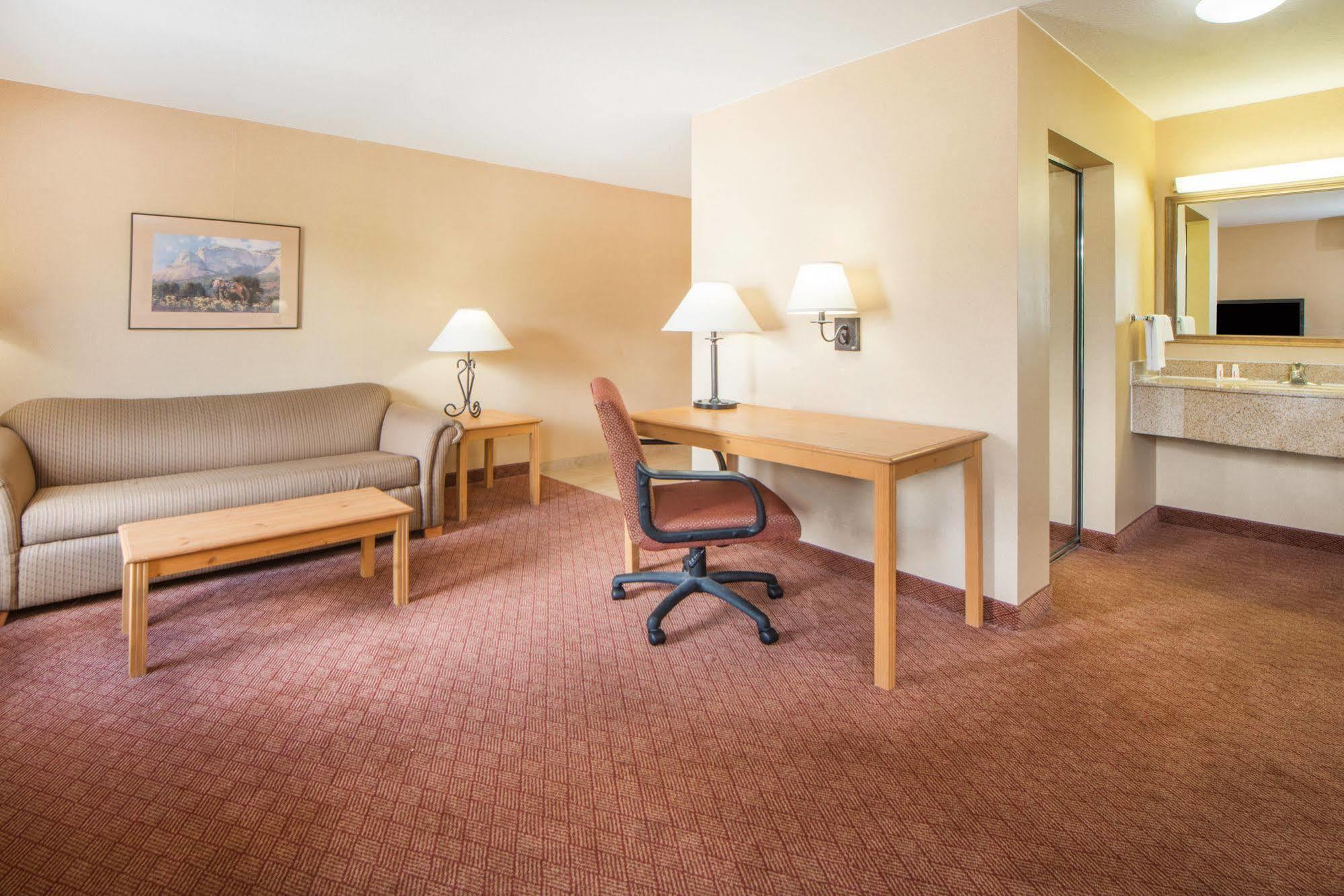 Hampton Inn & Suites Ruidoso Downs Экстерьер фото